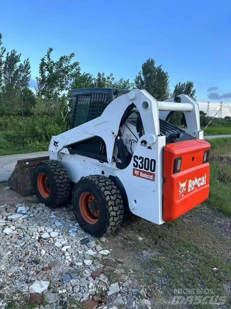 Bobcat S 300 Kompaktrakodók