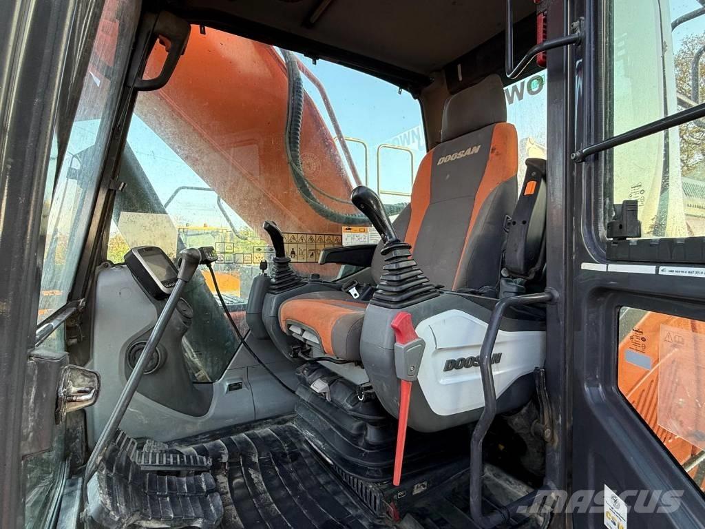Doosan DX 340 LC Lánctalpas kotrók