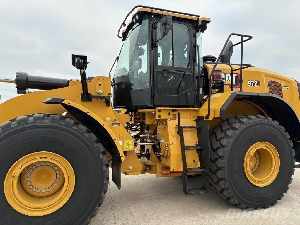 CAT 972 Gumikerekes homlokrakodók