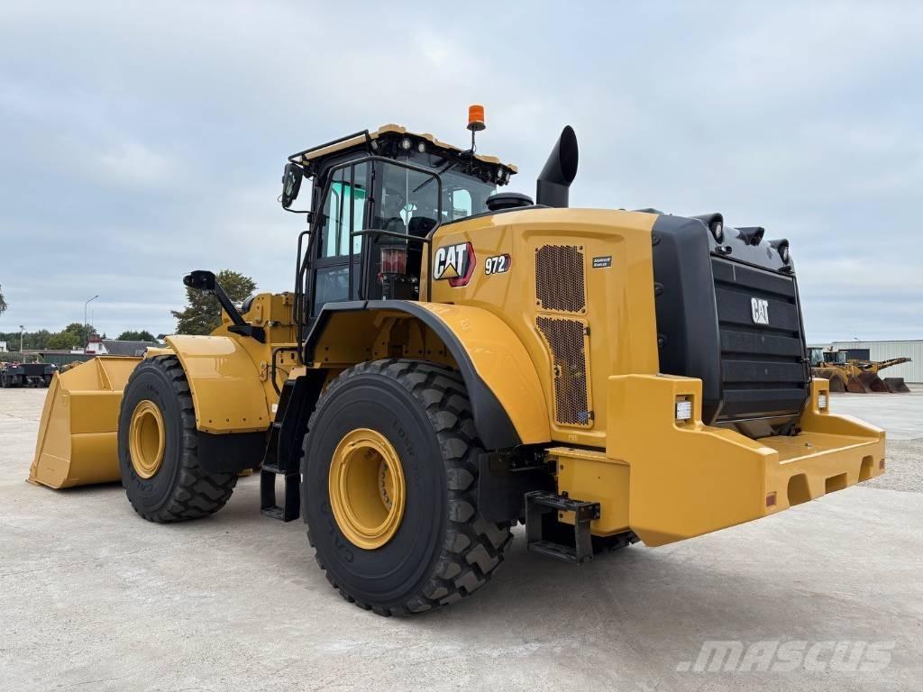 CAT 972 Gumikerekes homlokrakodók