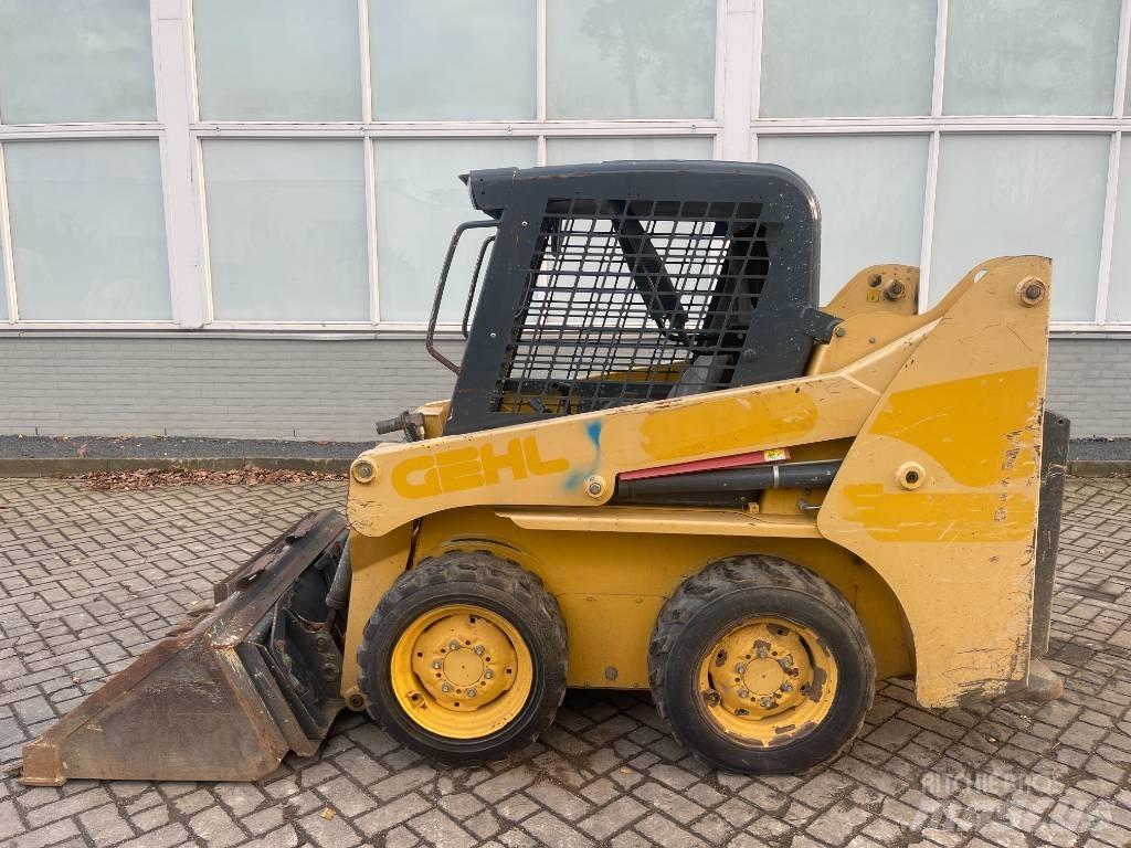 Gehl 3840 E     2015 Kompaktrakodók