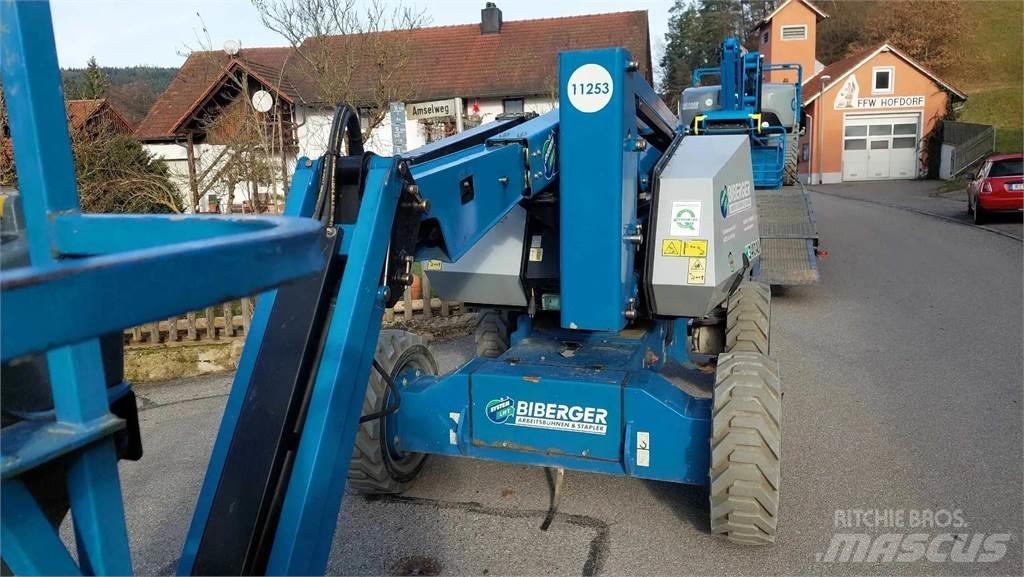 JLG H340AJ Karos emelők