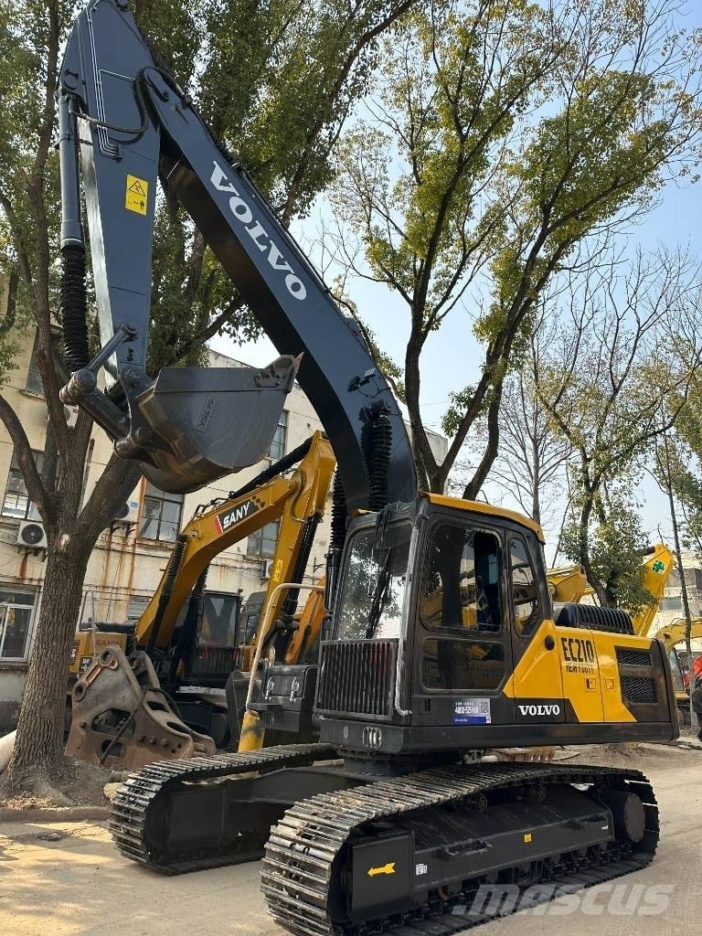 Volvo EC 210 Lánctalpas kotrók