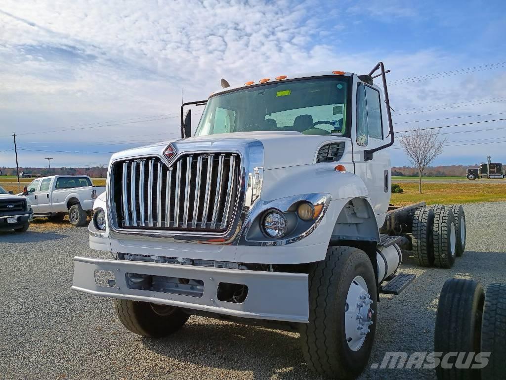 International 7400 Fülkés alváz