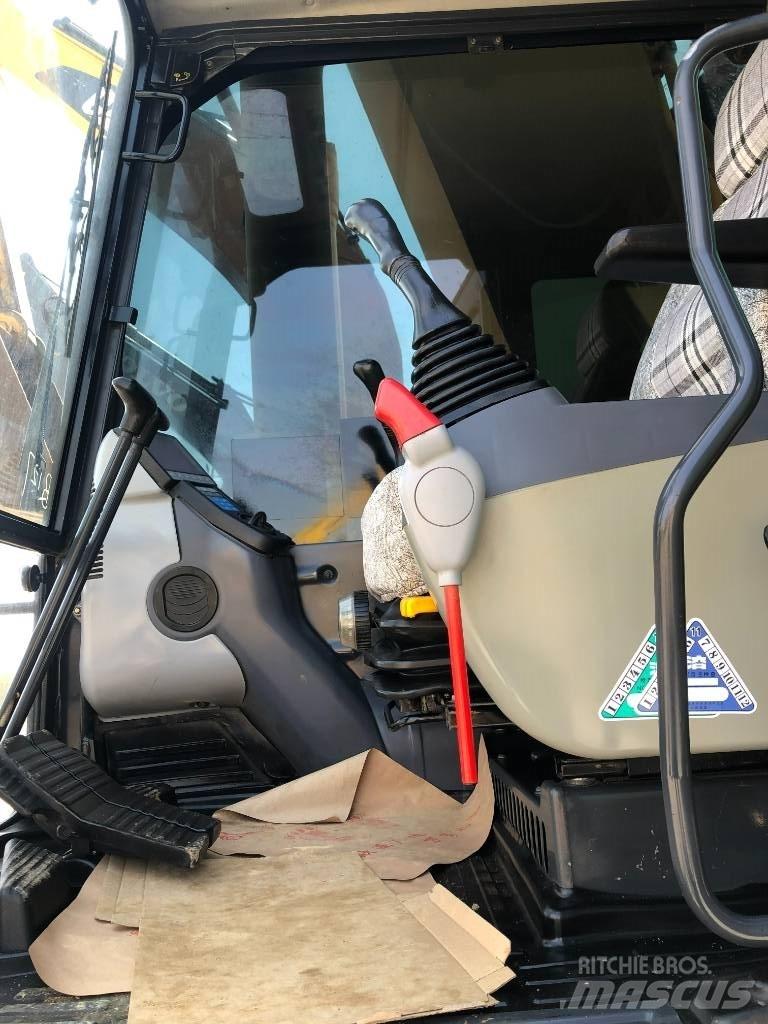 Komatsu 450 Lánctalpas kotrók