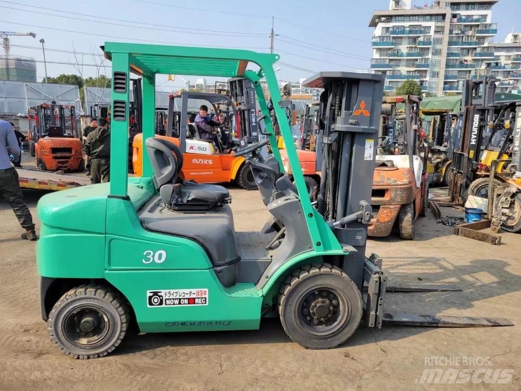 Mitsubishi FD30 Dízel targoncák