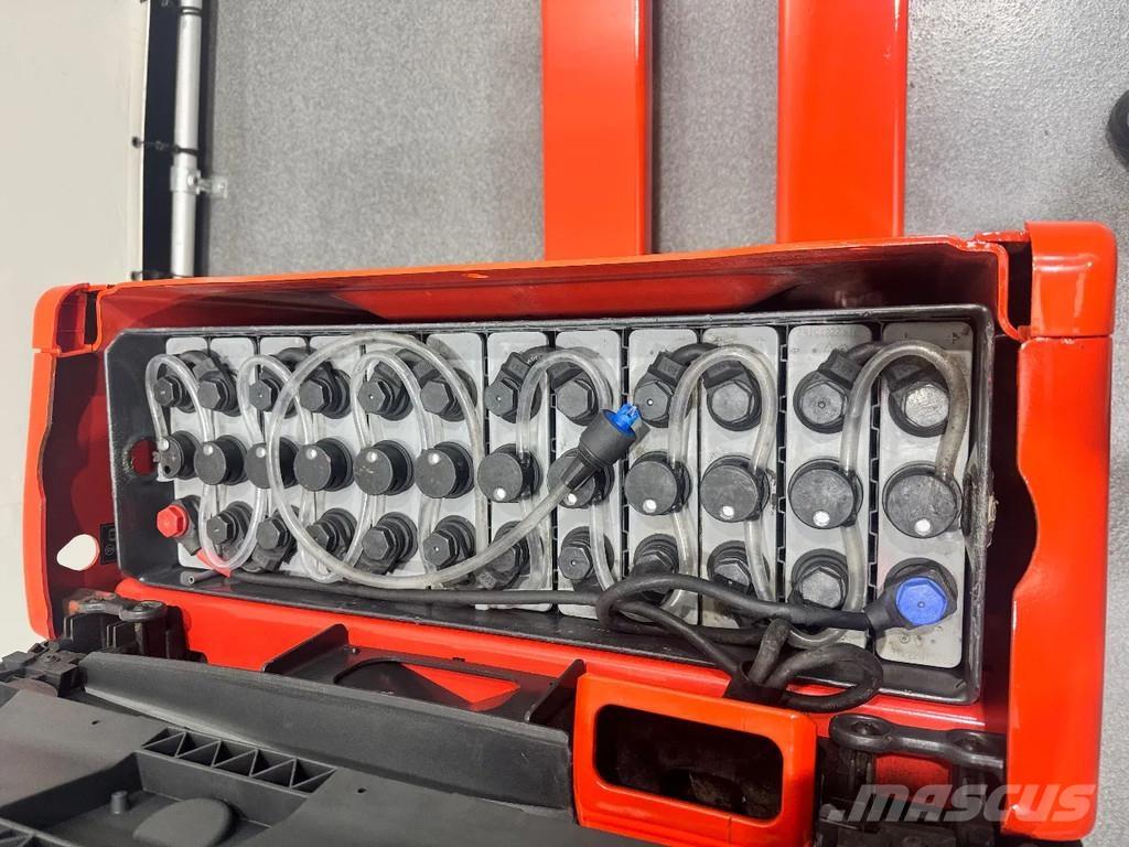 Linde T 18 Alacsony emelőkocsi