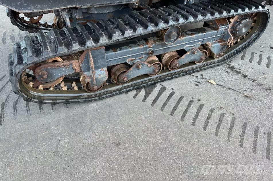 Kubota KC 250 HR-4 Lánctalpas dömperek