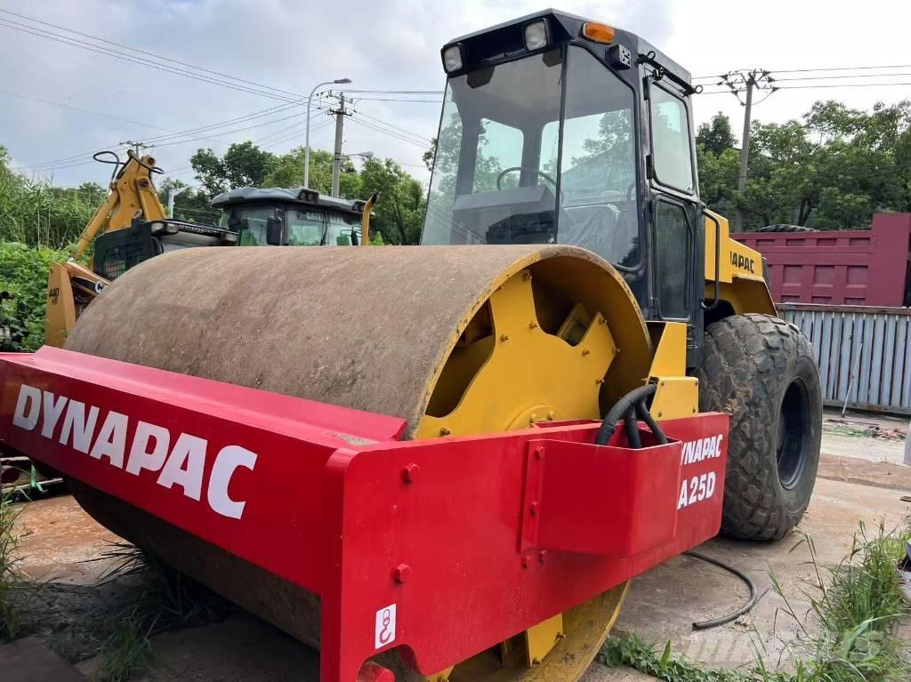 Dynapac CA 25 D Egydobos hengerek