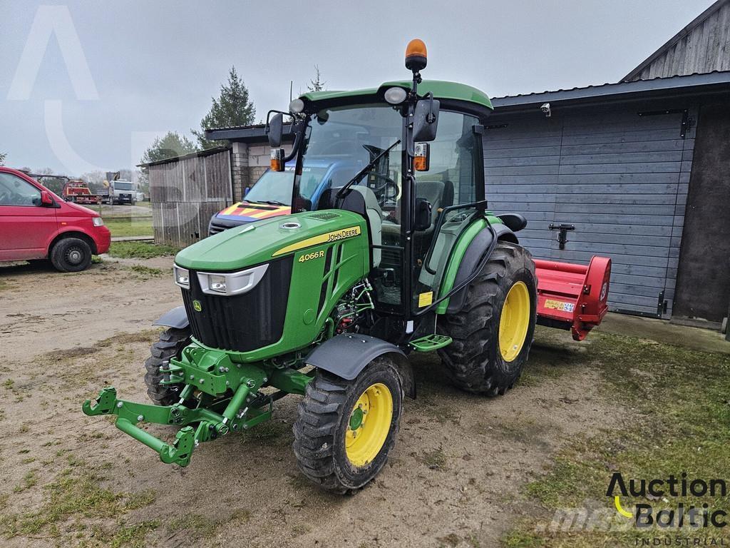 John Deere 4066 R Traktorok