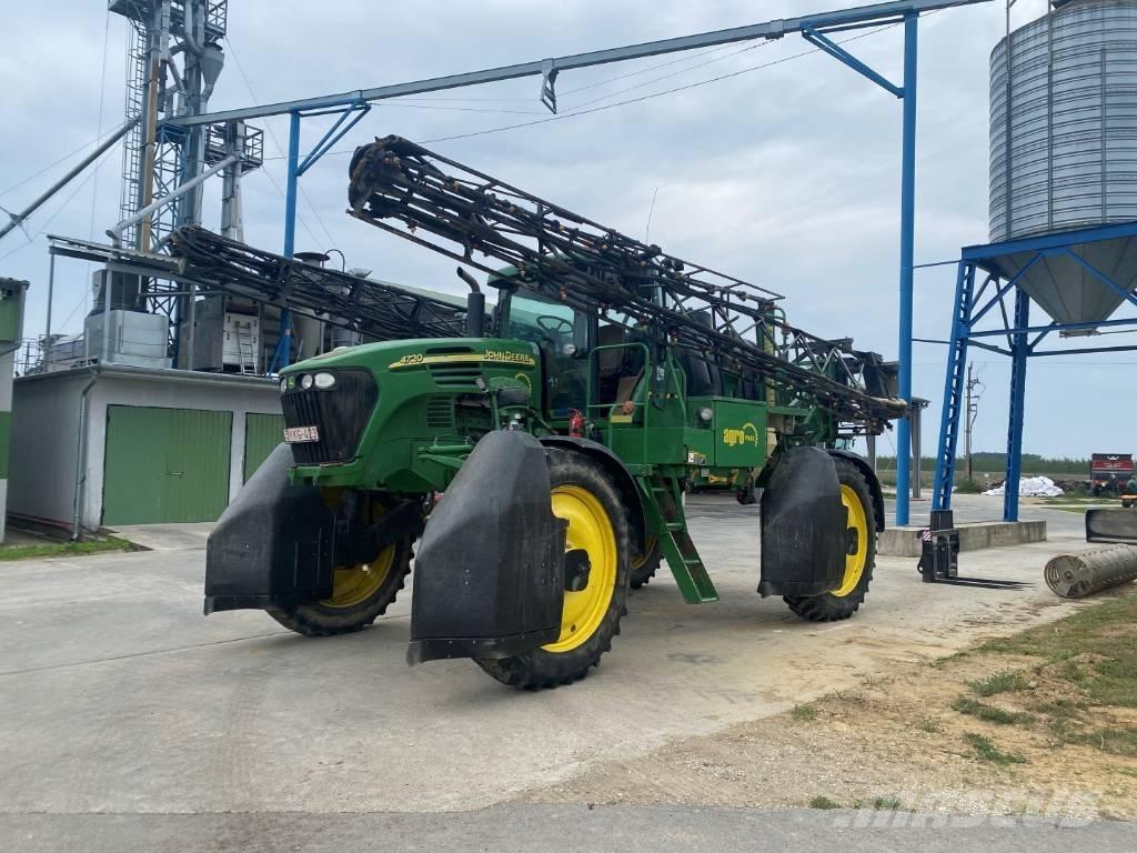 John Deere 4720 Önjáró trágyaszórók