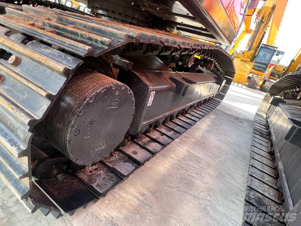 Doosan DX 225 Lánctalpas kotrók