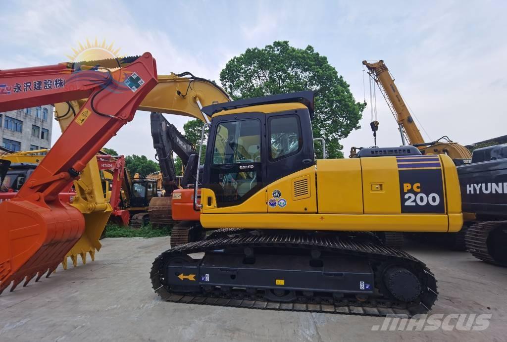 Komatsu PC 200-7 Lánctalpas kotrók