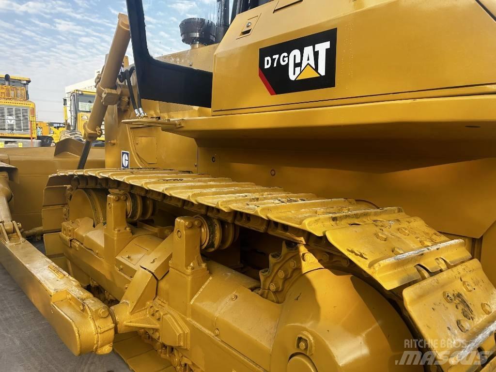CAT D 7 G lánctalpas dózerek