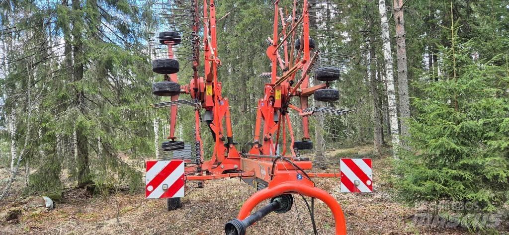 Kuhn GA 8121 Rendforgatók