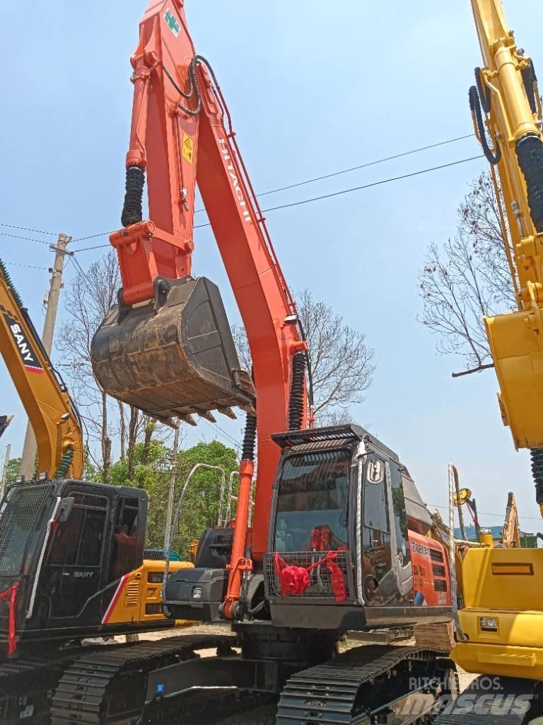 Hitachi ZX 240 Lánctalpas kotrók