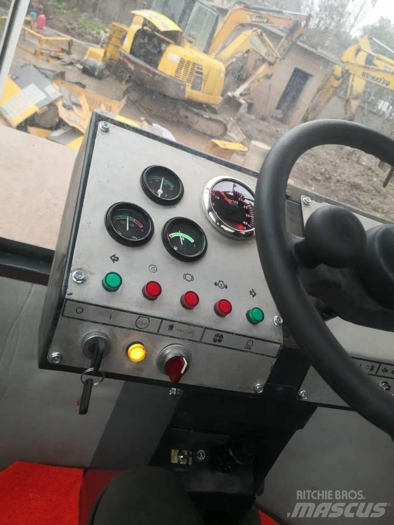 Dynapac CA 301 D Egydobos hengerek
