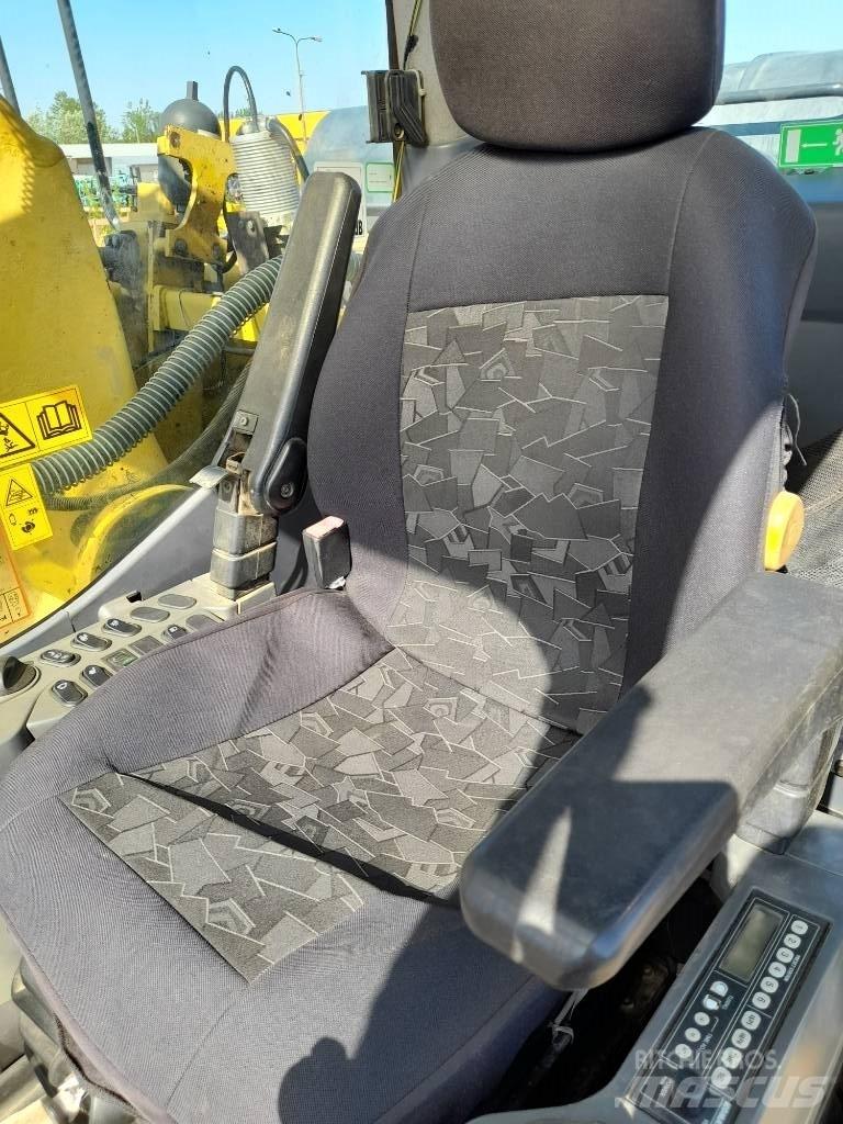 Komatsu PC 290 NLC-8 Lánctalpas kotrók