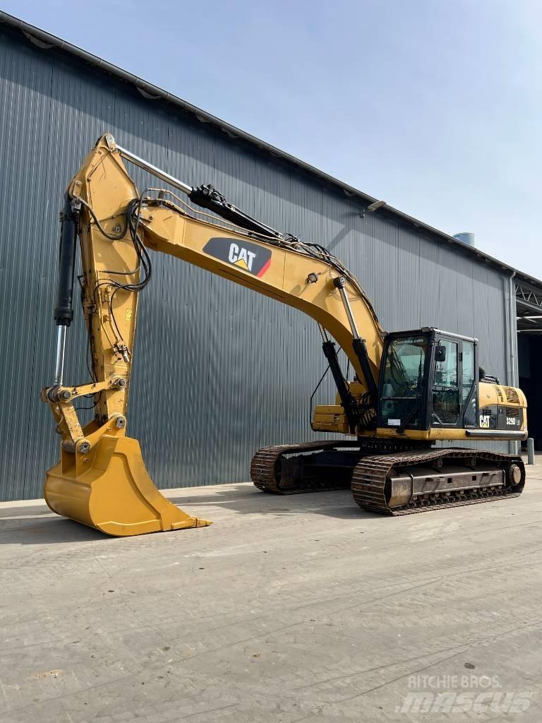 CAT 329D LN Lánctalpas kotrók