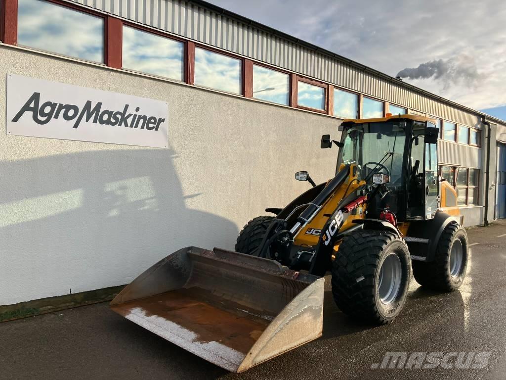 JCB 409 STAGE V - AGRI Mini homlokrakodók