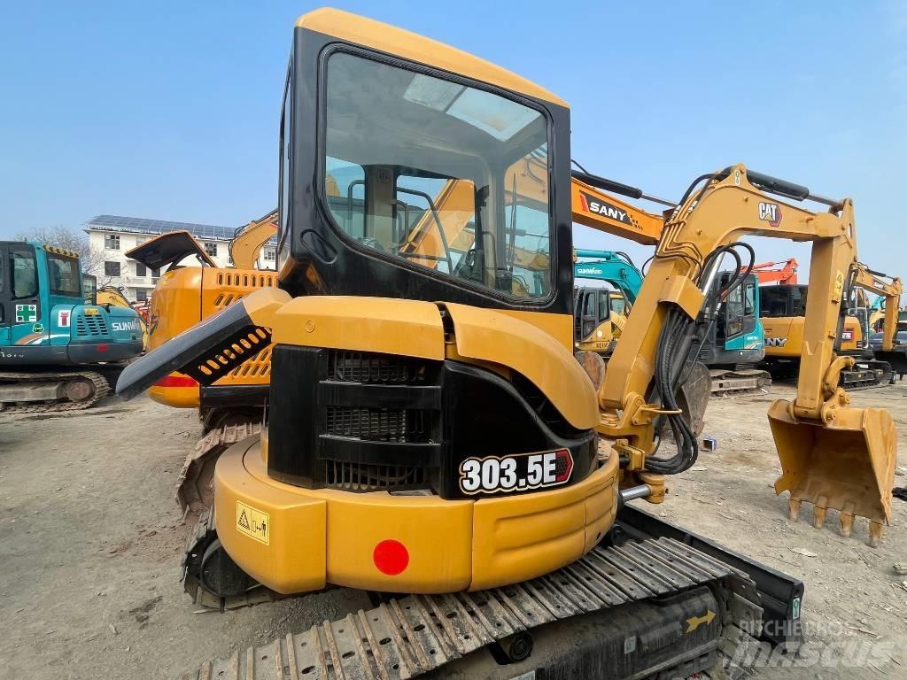 CAT 303.5 Mini kotrók < 7t