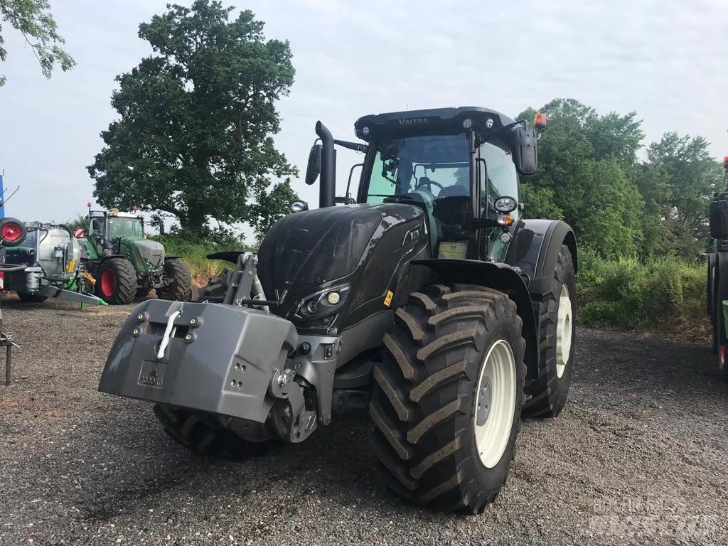 Valtra S 394 Traktorok