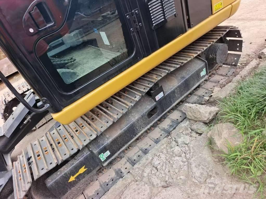 CAT 308 E 2 CR Közepes (midi) kotrók 7 t - 12 t