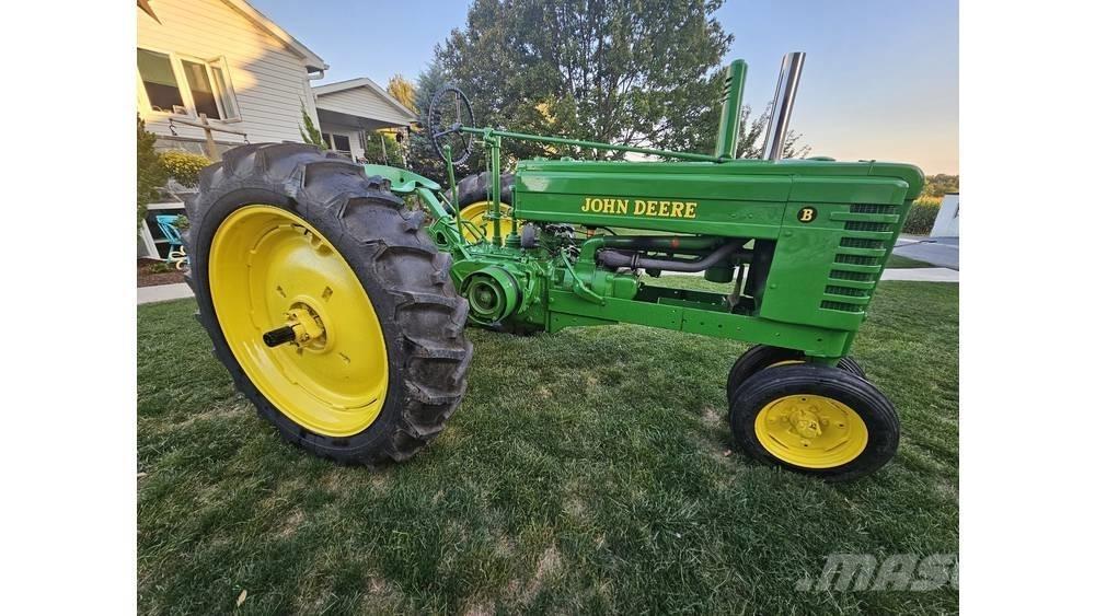 John Deere B Erdészeti Kotrók