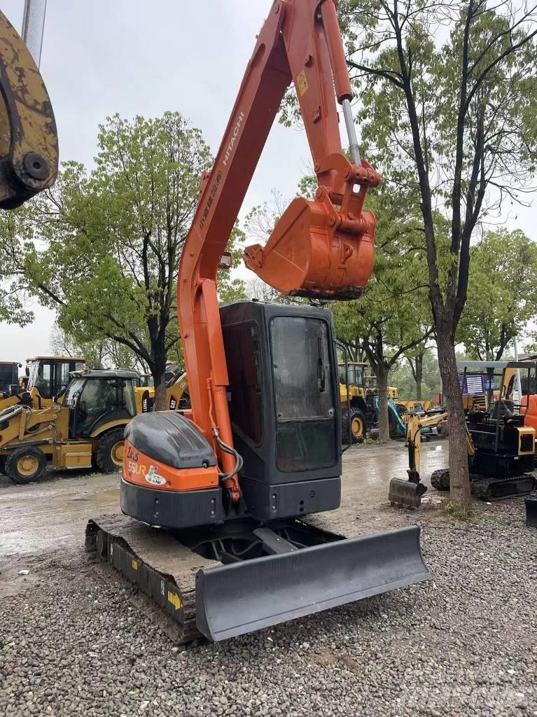 Hitachi 55 Mini kotrók < 7t