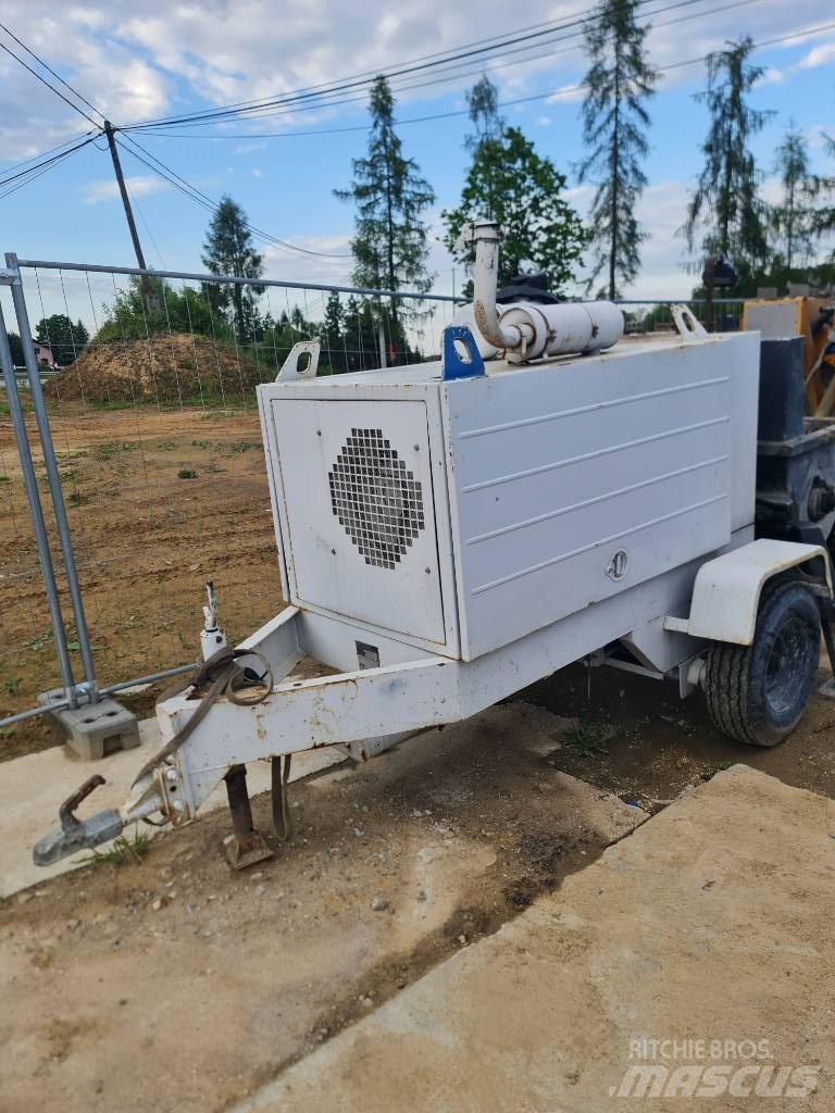  REED PUTZMEISTER M40 Concrete pump trucks