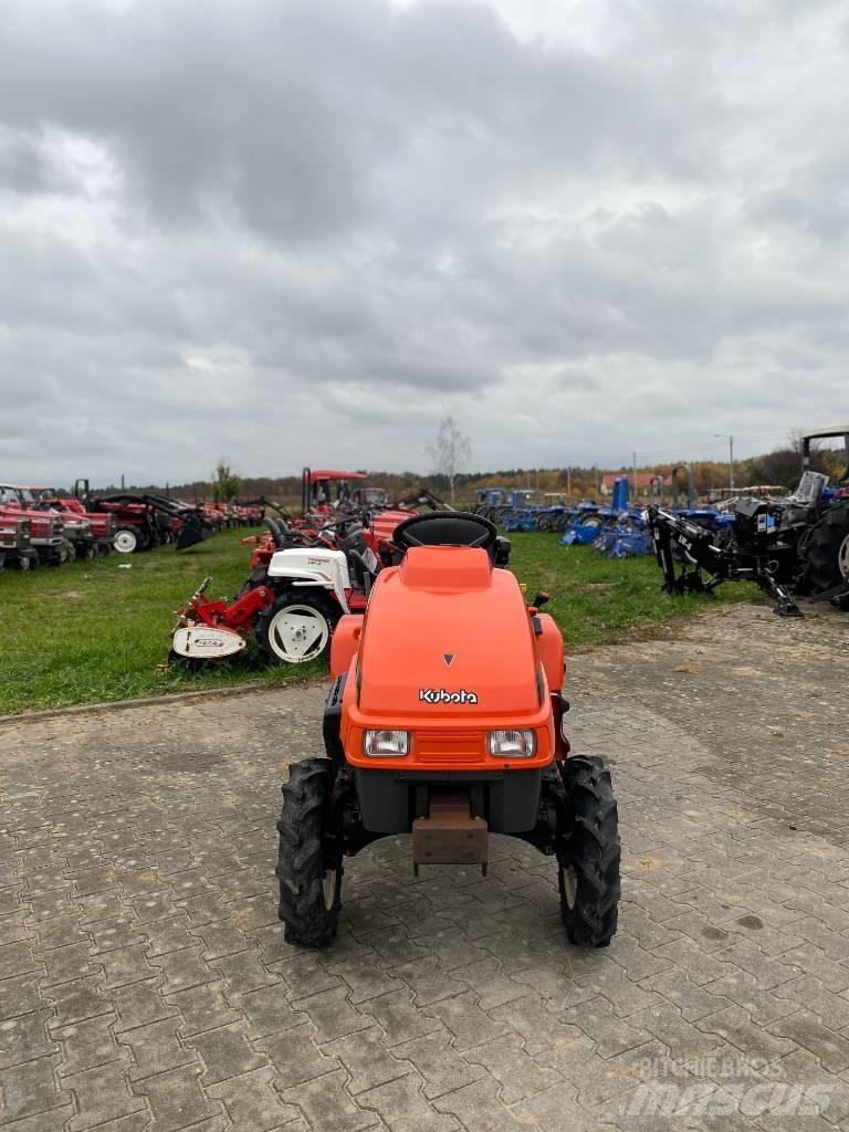 Kubota Aste A30 Kompakt traktorok