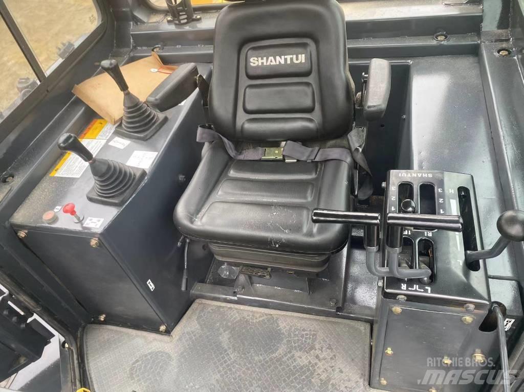 Shantui SD 22 lánctalpas dózerek