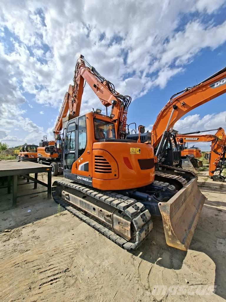 Doosan DX 140 LCR Lánctalpas kotrók
