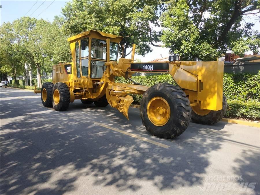 CAT 140 H Gréderek