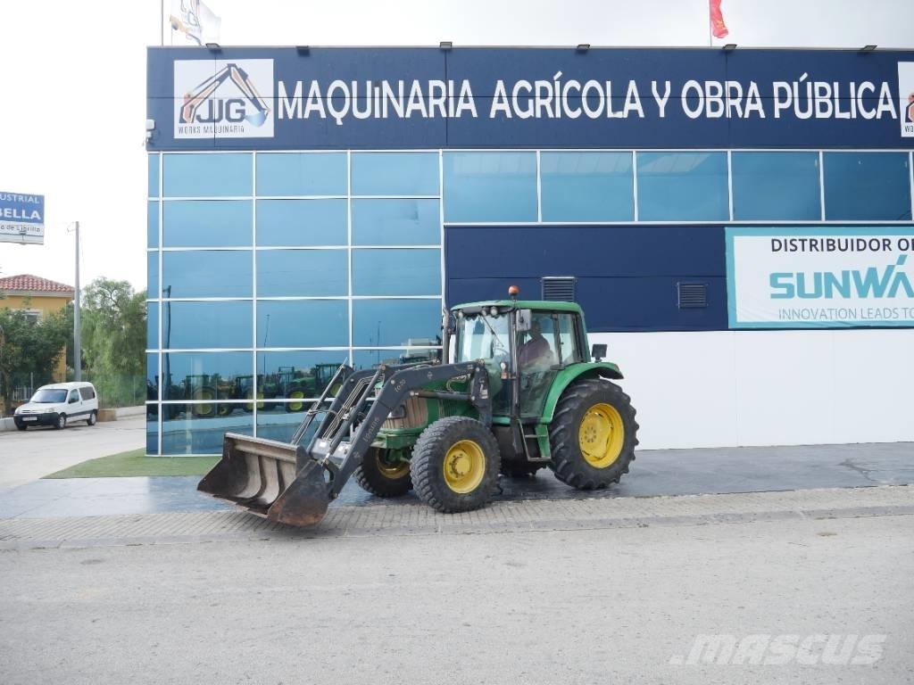 John Deere 6220 Traktorok