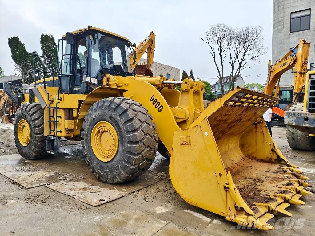 CAT 980G Gumikerekes homlokrakodók
