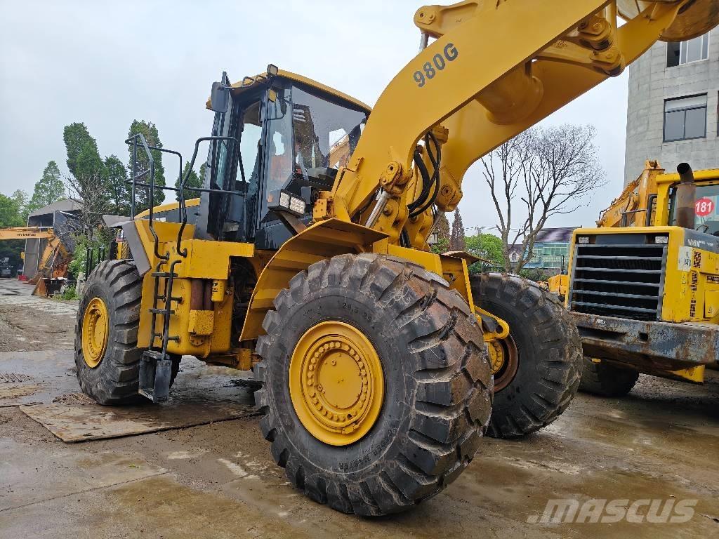 CAT 980G Gumikerekes homlokrakodók