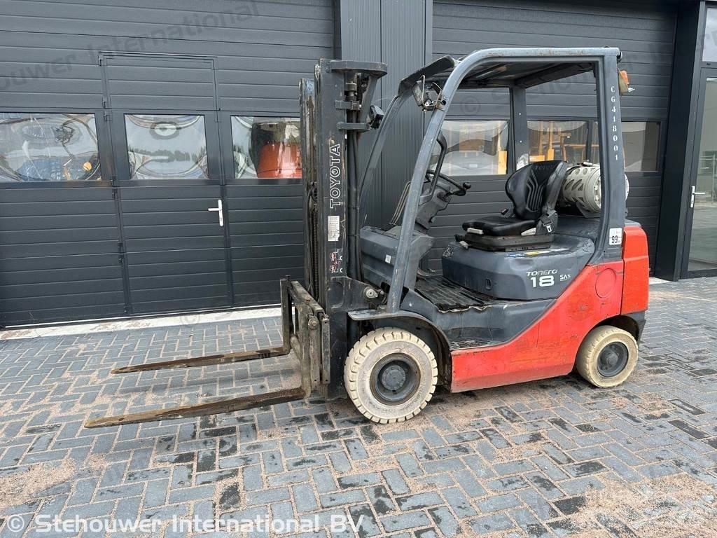 Toyota 02-8FGF18 Gázüzemű targoncák