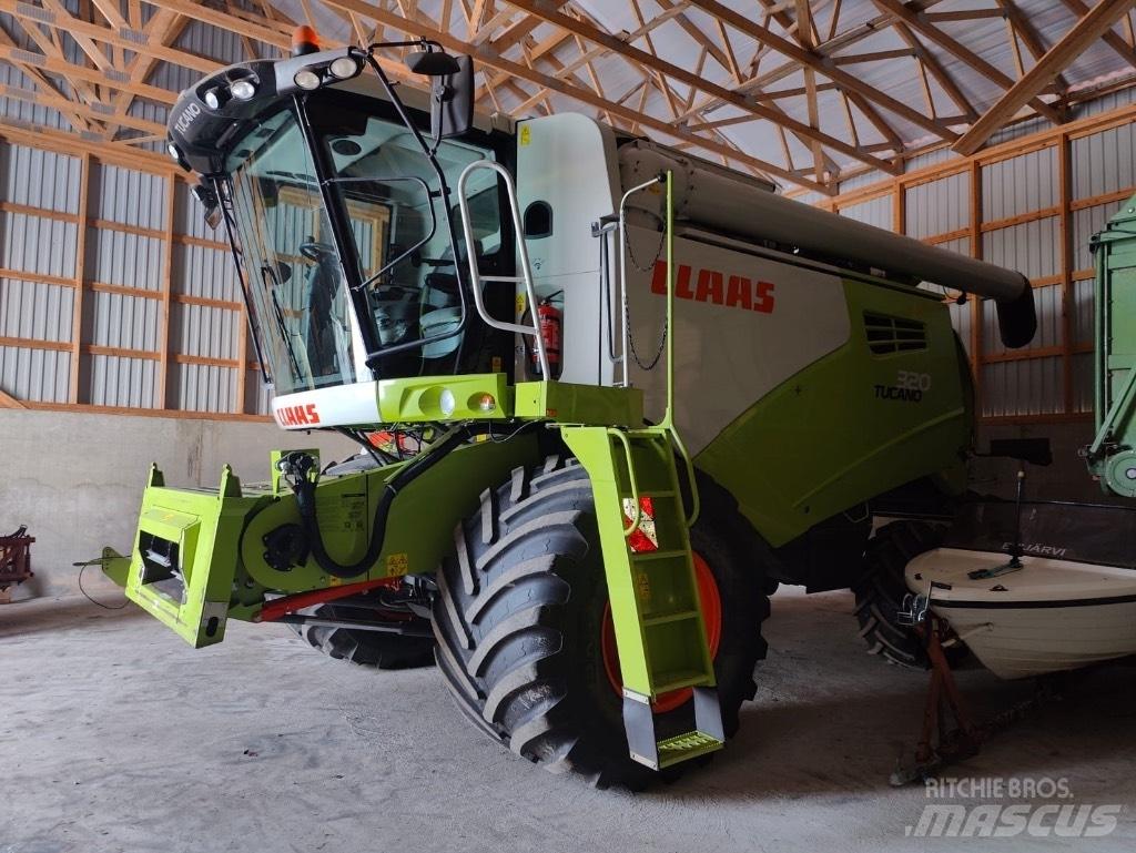 CLAAS Tucano 320 Kombájnok