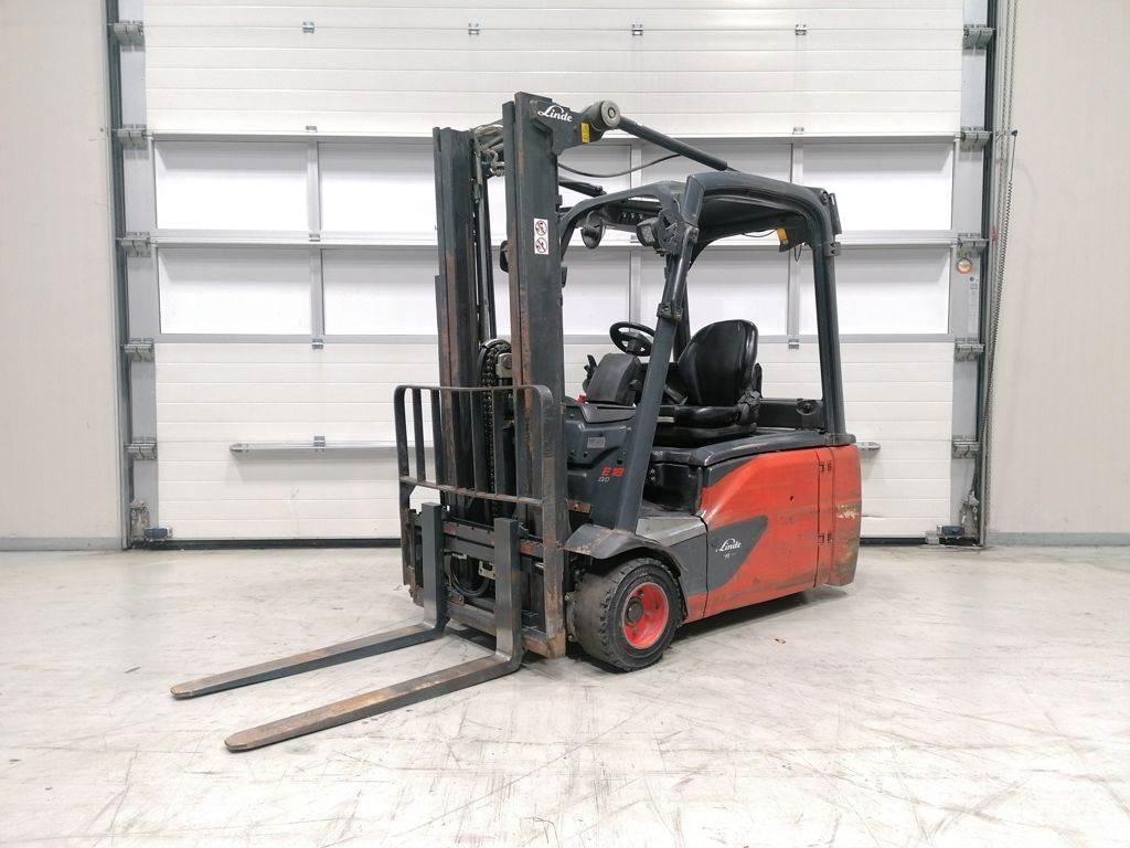 Linde E18L-02 Elektromos targoncák