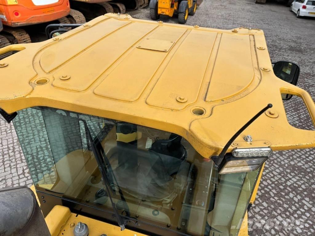 CAT 938 G Gumikerekes homlokrakodók