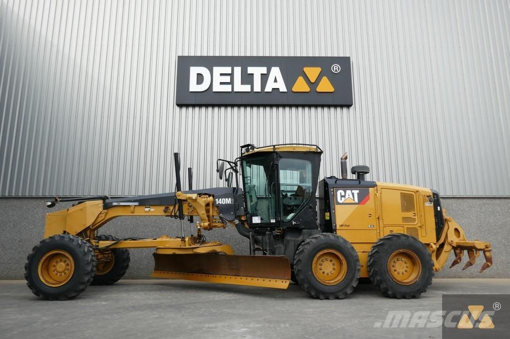 CAT 140M2 Gréderek