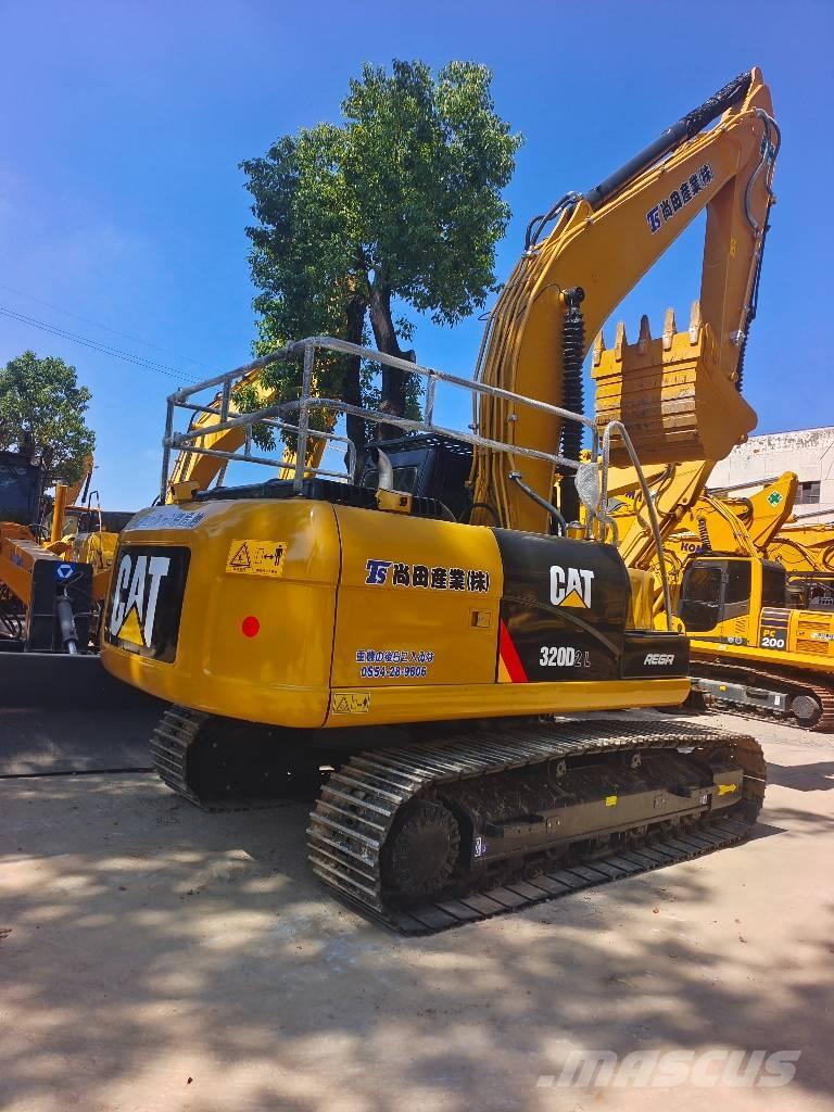 CAT 320DL Lánctalpas kotrók
