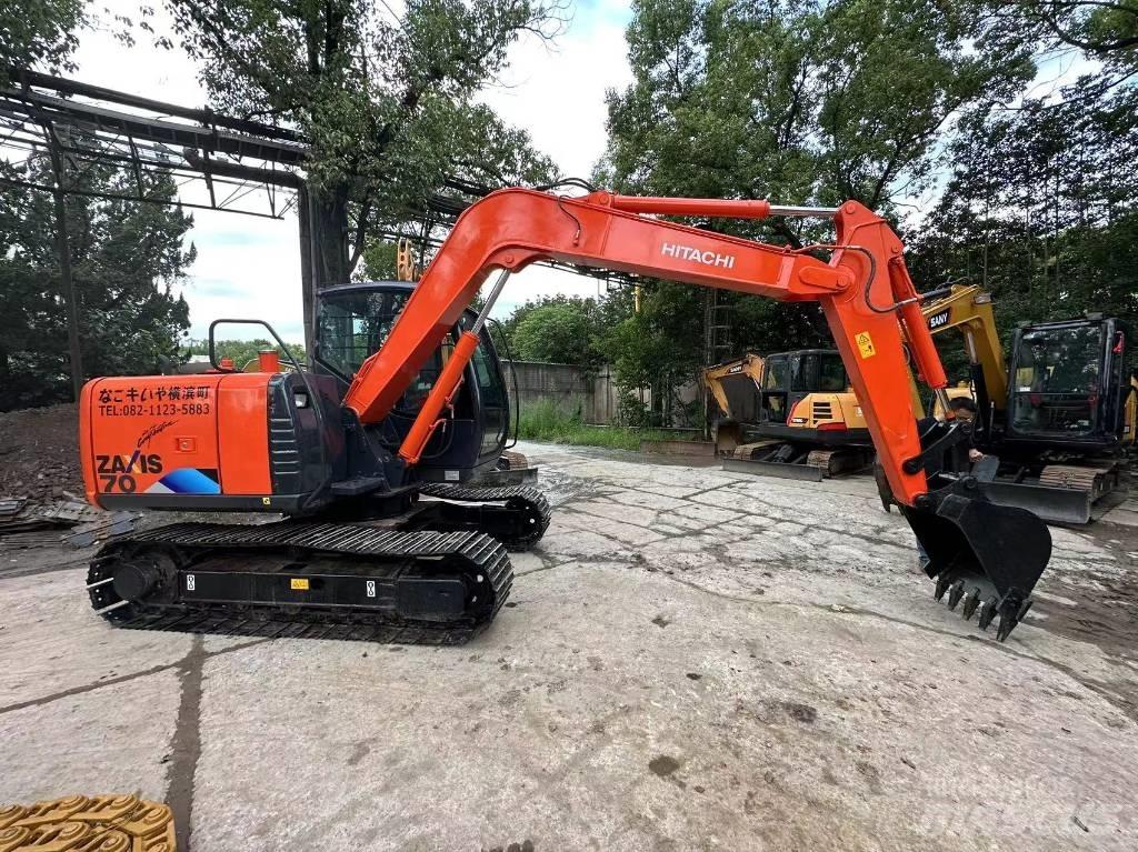 Hitachi 70 Lánctalpas kotrók