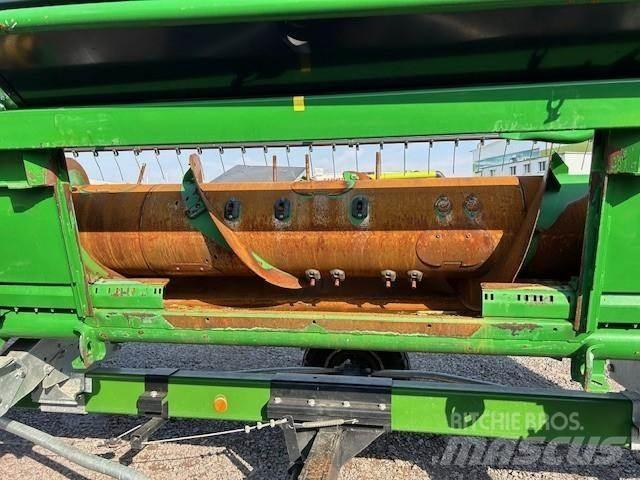 John Deere T 550 Kombájnok