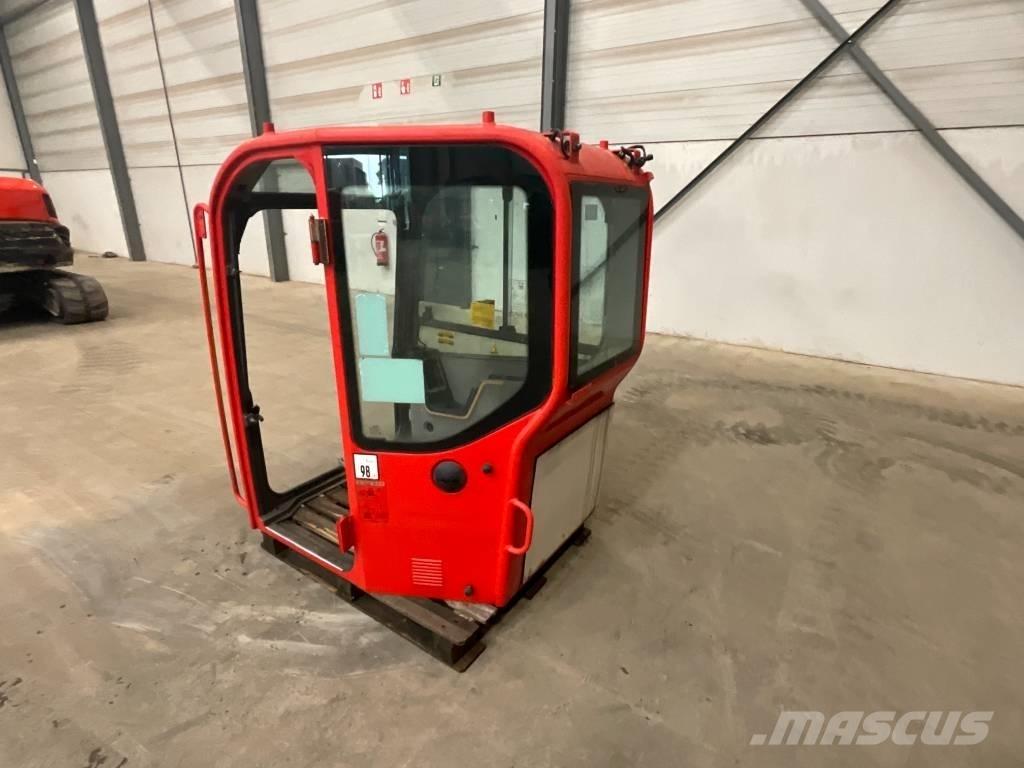 Volvo ECR 88 D Vezetőfülke és belső tartozékok