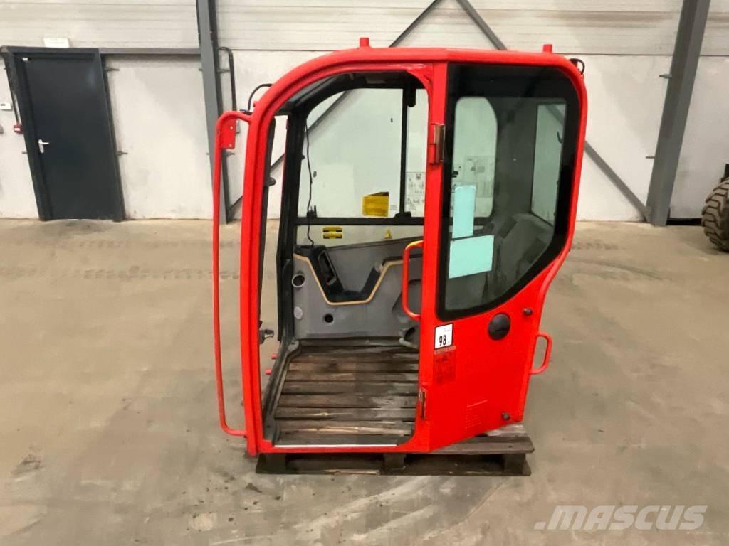 Volvo ECR 88 D Vezetőfülke és belső tartozékok