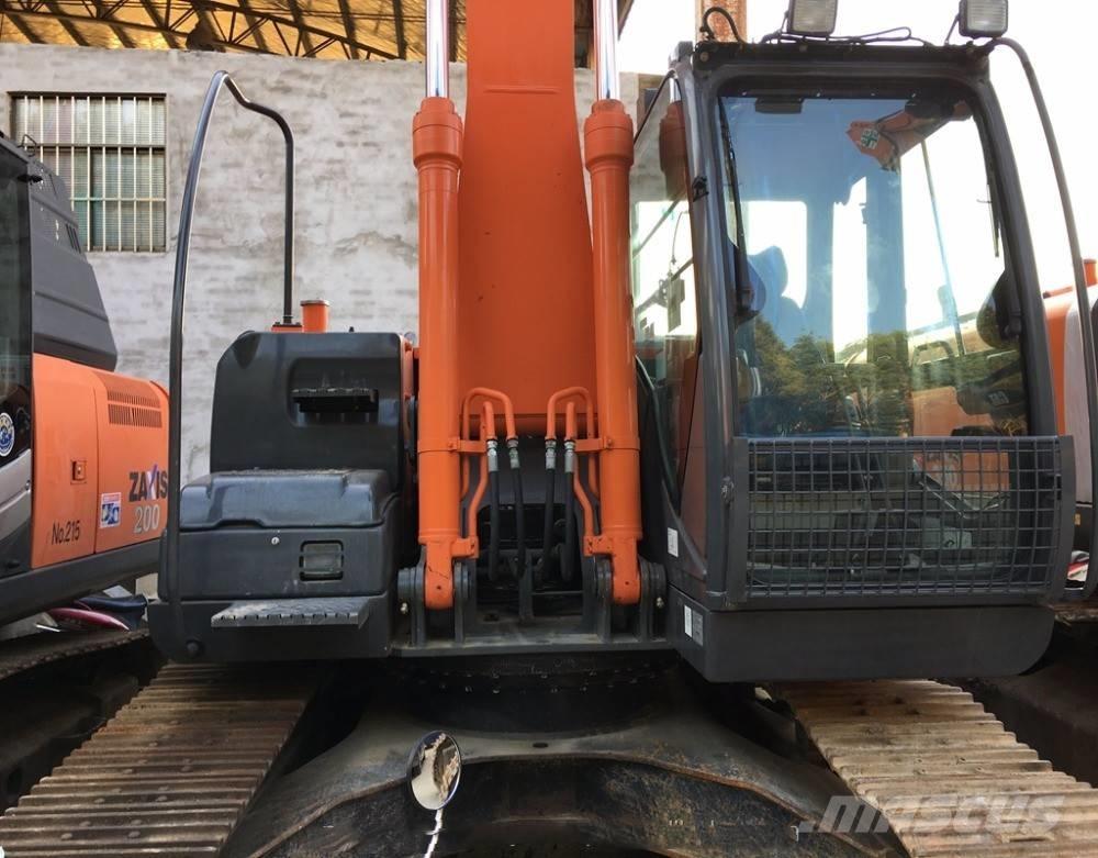 Hitachi zx210 Lánctalpas kotrók