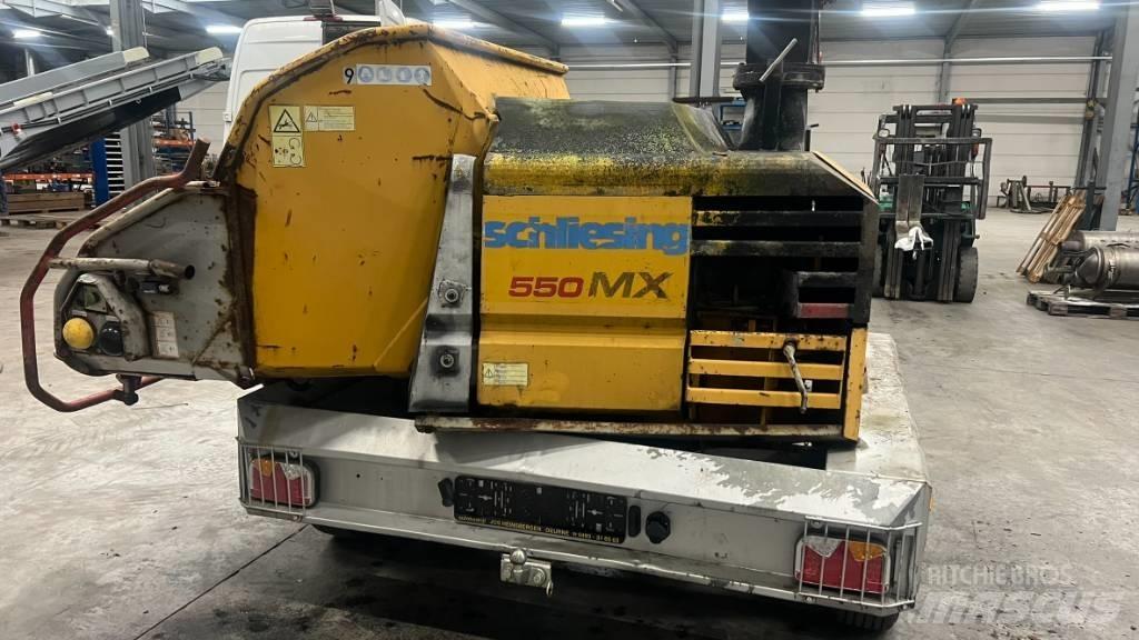 Schliesing 550 MX Erdészeti pótkocsik