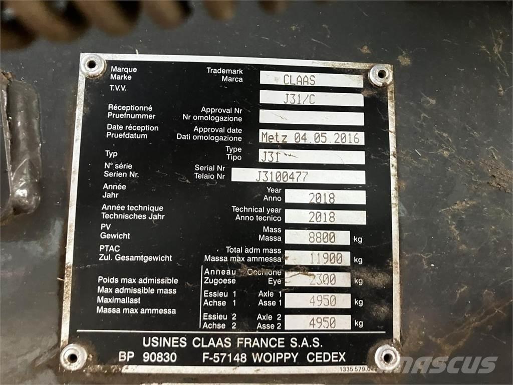 CLAAS 5200 FC Szögletes bálázók